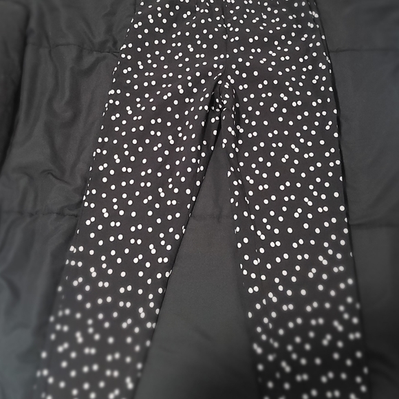 Capris - Picture 2 of 2